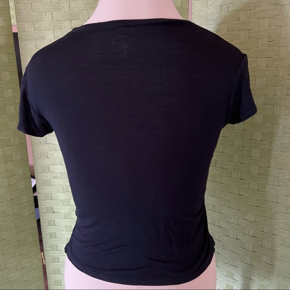 Bundle Sale Coachella deep black cropped cap sleeve - Picture 2 of 9